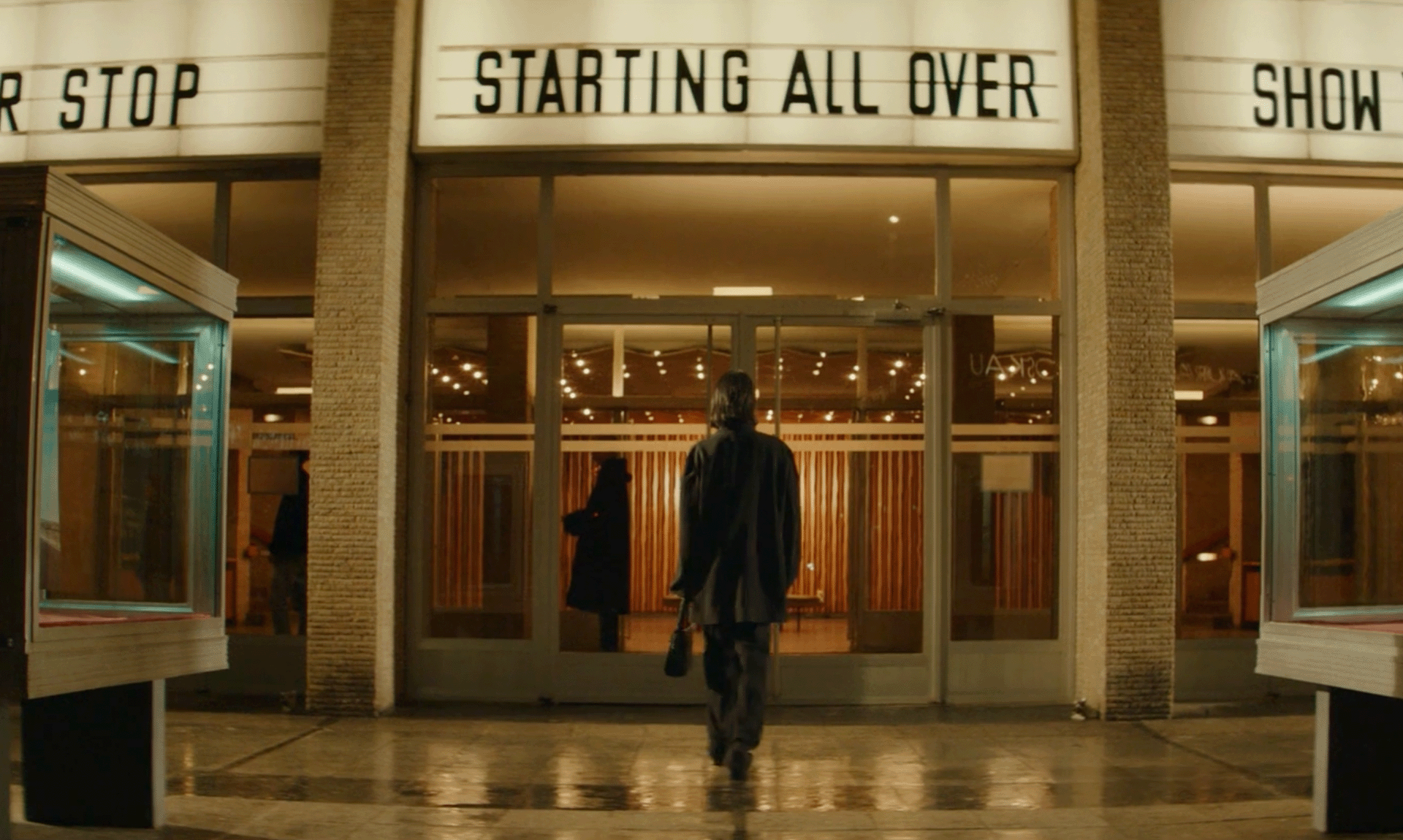 <strong>BALENCIAGA</strong> Live to Love