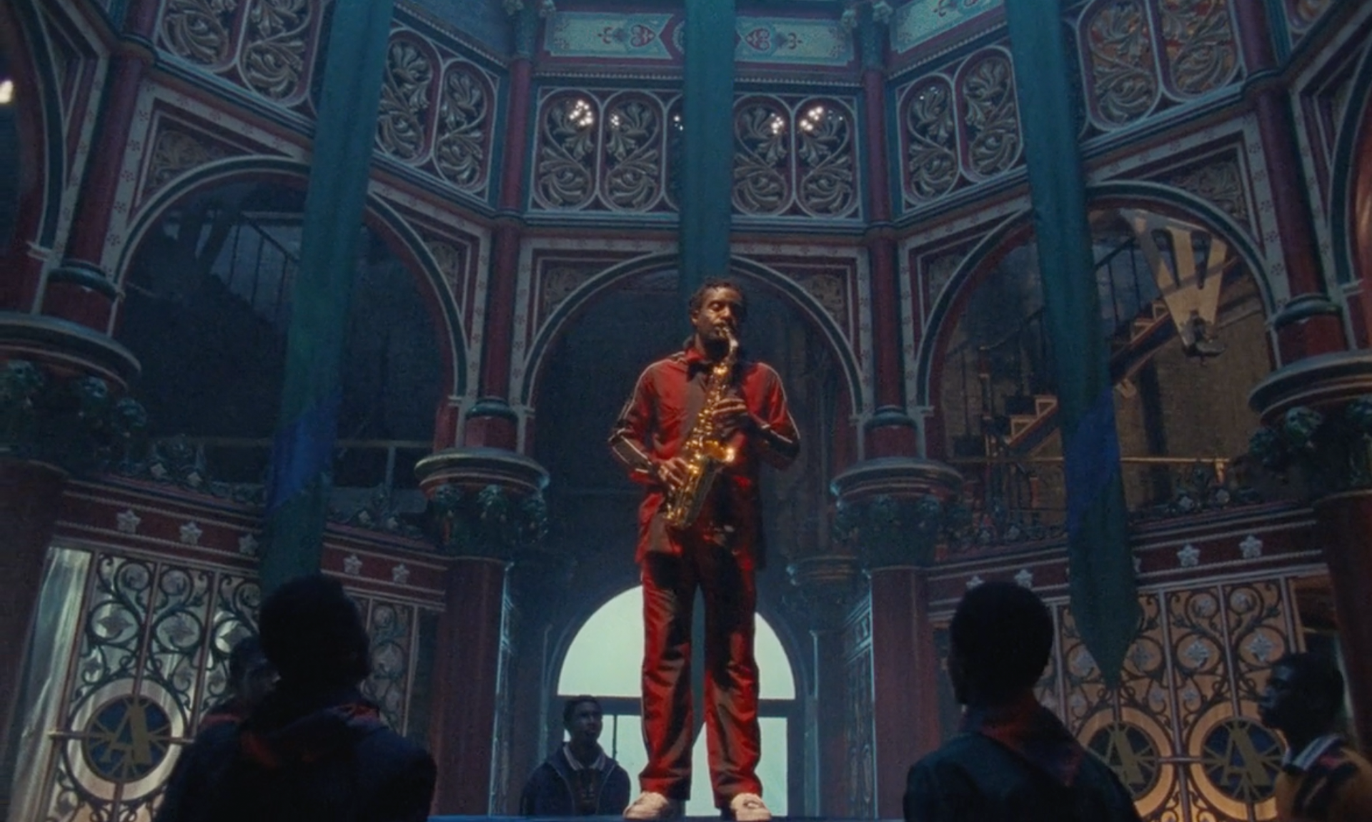 <strong>NTS X AHLUWALIA</strong> AW 21 Traces