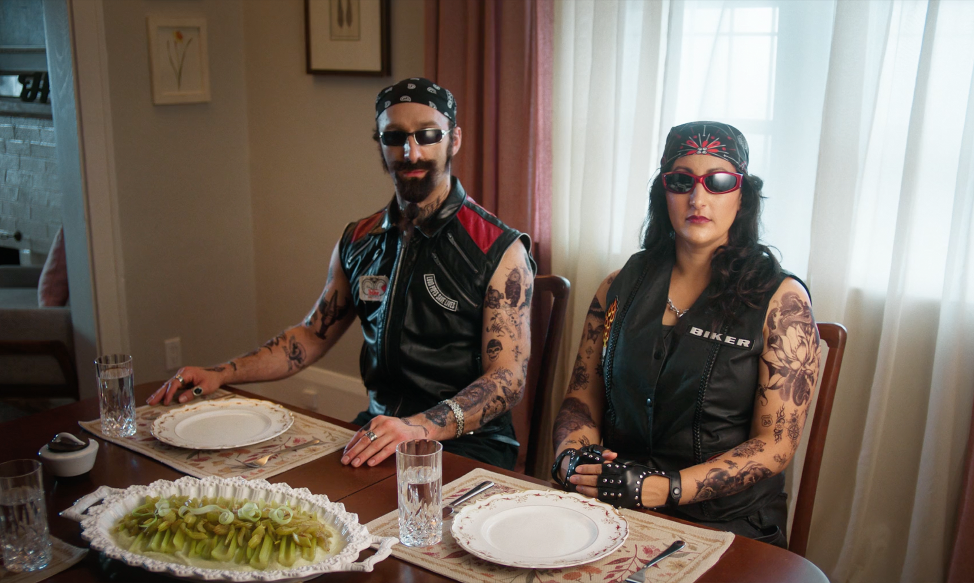 <strong>CHUCK’S ROADHOUSE</strong> Dinner